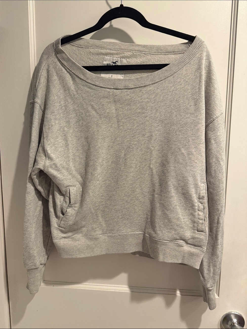Hollister Heather Gray Off the Shoulder Pullover Crewneck
